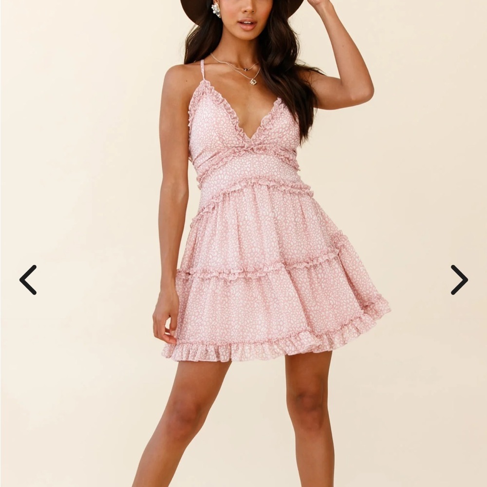 Selfie Leslie Blush Ruffle Dress. Size XS